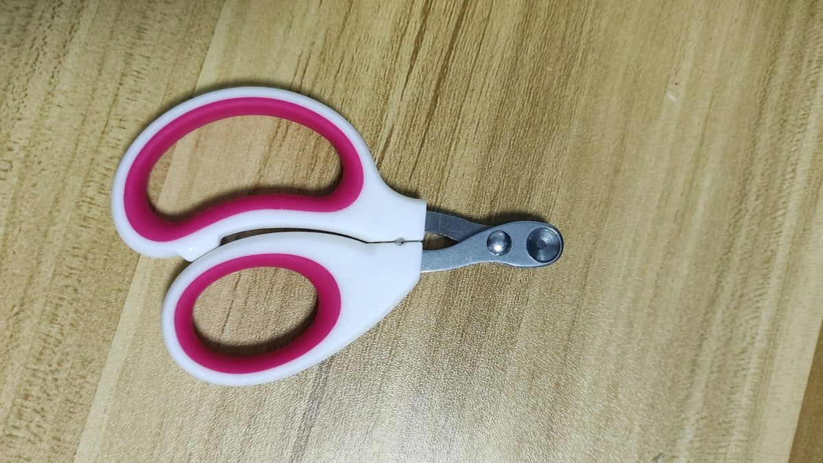 Nail with with round hole to prevent accidental cuts and injuries