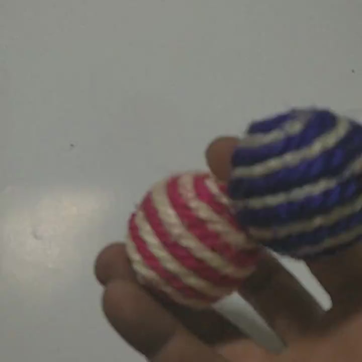 Sisal grinding ball cat toys